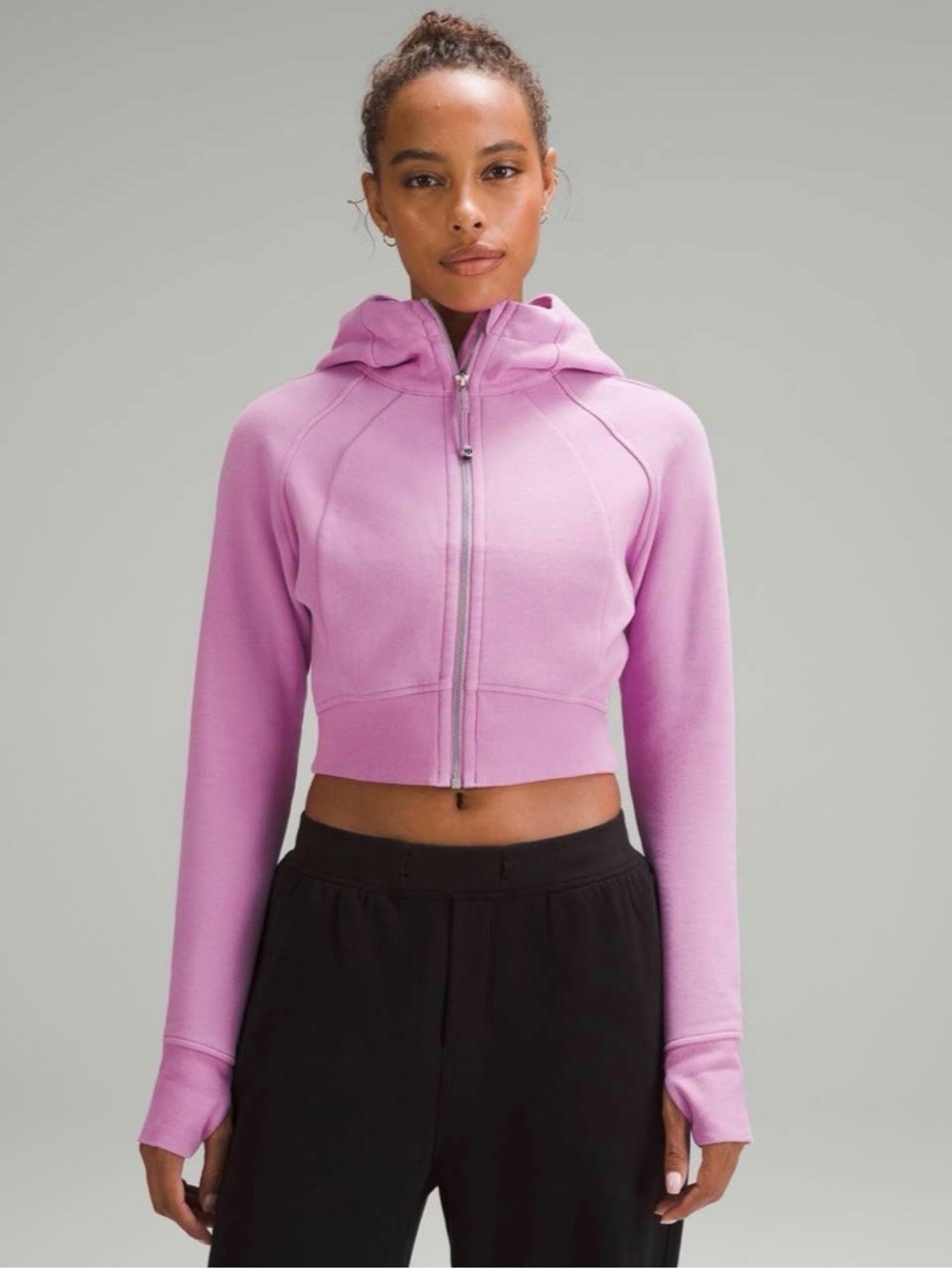 Lululemon Scuba Full-Zip Cropped Hoodie
Dahlia Mauve 4